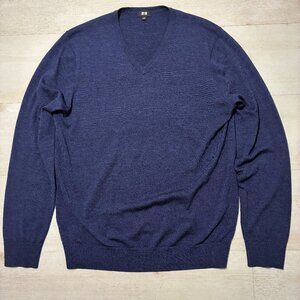 Uniqlo Men's Extra Fine Merino Wool Navy V-Neck Sweater Size M